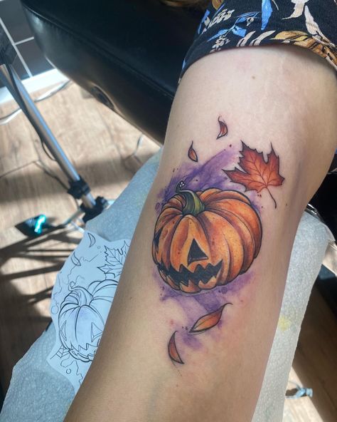 Pumpkin Tattoos For Women, Pumpkin Tattoos, Fall Tattoos, Small Colorful Tattoos, Pumpkin Tattoo, Colorful Tattoos, Autumn Tattoo, 7 Tattoo, Fall Watercolor