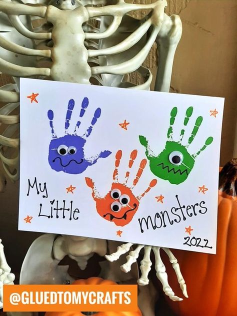 Halloween Crafts For 6 Month Old, Halloween Art For One Year Olds, Halloween Art And Craft For Babies, Skeleton Toddler Craft, Handprint Crafts Halloween, Spooky Toddler Crafts, Halloween Artwork For Toddlers, October Crafts For Kids Preschool, Halloween Crafts With Toddlers