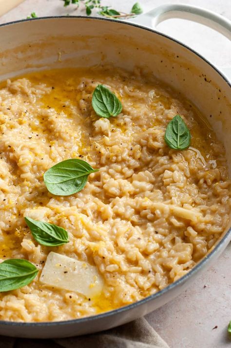 Easy Easy Parmesan Risotto Recipe - Tasting With Tina Vegetable Risotto Recipes Easy, Thanksgiving Risotto Recipes, Easy Parmesan Risotto, Vegetable Risotto Recipes, Bacon Risotto, Easy Risotto, Risotto Recipes Easy, Vegetable Risotto, Parmesan Risotto