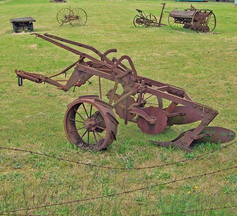 old farm equipment images | old farm equipment---wa. Farming Equipment, Old Farm Equipment, Farm Tools, Antique Tractors, Old Tractors, Vintage Tractors, Farm Machinery, Antique Tools, Country Scenes