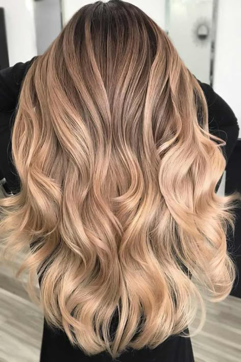 Blonde Bayalage, Blonde Hair For Brunettes, Bayalage Blonde, Hair Colors To Try, Fashion Haircut, Blonde Hair Colors, Blonde Highlights On Dark Hair, Blond Balayage, Gorgeous Hair Color