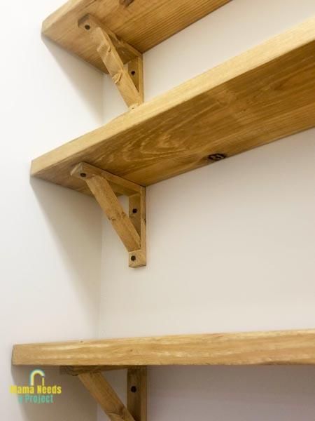 18 DIY Shelf Brackets - How To Build A Shelf Bracket Bracket Ideas, Kitchen Shelf Brackets, Diy Wooden Shelves, Wooden Shelf Brackets, Diy Shelf Brackets, Easy Shelves, Wood Shelf Brackets, Hat Shelf, Diy Wood Shelves