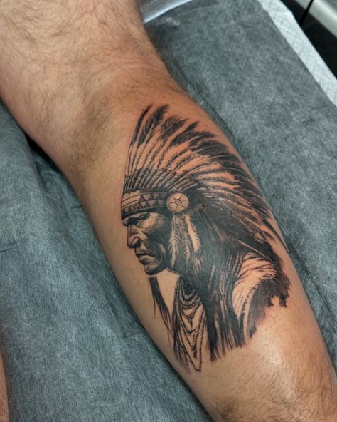 Calf Chief 🦅 Thanks for the trust Jake! Sat like a champ #nativeamericantattoo #westerntattoo #americanindiantattoo Indian Chief Tattoo, Native American Tattoo, American Realism, Native Tattoos, Western Tattoos, Indian Tattoo, Horse Tattoo, Realism Tattoo, Tatting