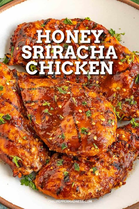 Honey Marinade For Chicken, Spicy Chicken Breast Recipes, Honey Siracha Chicken, Spicy Chicken Marinades, Chicken Breast Marinade Recipes, Vegan Stew Recipes, Spicy Chicken Breast, Spicy Honey Chicken, Sweet Chilli Chicken