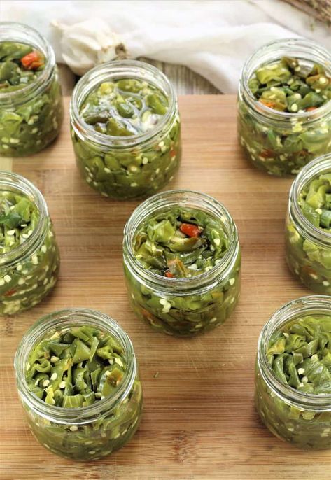 jars filled with Italian Hot Pickled Peppers Pickled Italian Peppers, Pickled Hot Peppers Recipes, Italian Long Hot Peppers Recipes, Long Hot Peppers Recipes, Italian Hot Peppers In Oil Recipes, Hot Pepper Oil Recipe, Pickling Hot Peppers Recipe, Giardiniera Recipe, Long Hot Peppers