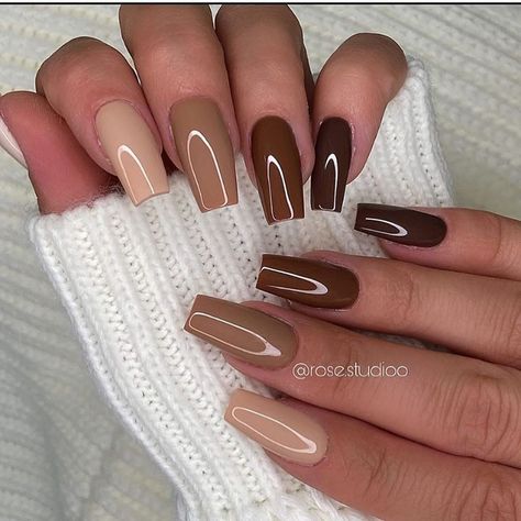 Ongles Beiges, Brown Acrylic Nails, Brown Nails Design, Beige Nails, Fall Acrylic Nails, Thanksgiving Nails, White Nail, Acrylic Nails Coffin Short, Neutral Nails