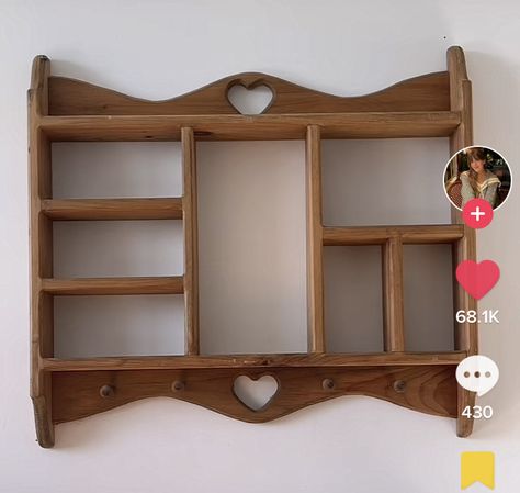 Vintage Heart Shelves, Heart Wood Shelf, Trinket Aesthetic Room, Cute Wall Shelf Ideas, Trinket Shelf Aesthetic, Diy Display Shelf, Trinket Shelf, Heart Shelf, Cute Furniture