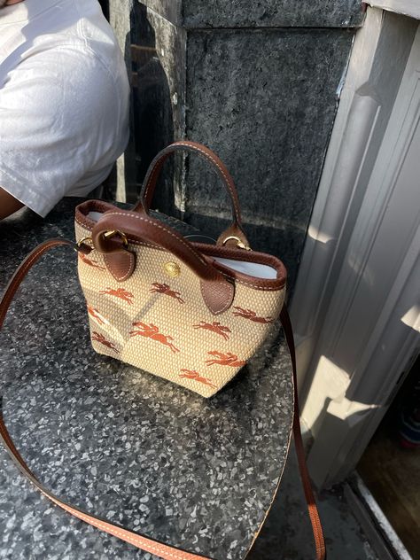 Longchamp Basket Bag, Longchamp Outfit, Longchamp Bag, Fall Bags, Longchamp Bags, Women's Bags By Style, What In My Bag, Summer Bag, Pretty Bags