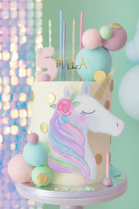 Don't miss this stunning unicorn birthday party! Love the birthday cake! See more party ideas and share yours at CatchMyParty.com Unicorn Birthday Party Ideas, Unicorn Food, Unicorn Themed Birthday Party, Unicorn Birthday Cake, Birthday Unicorn, Unique Party Favors, Unicorn Birthday Party, Bridal Shower Cakes