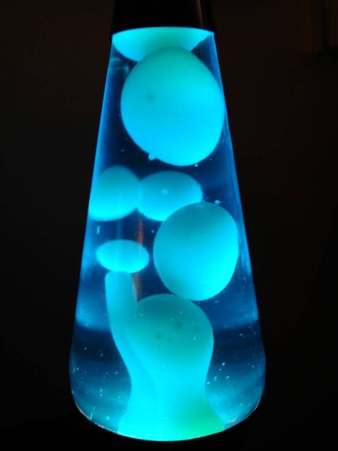 Big Lava Lamp, Lava Lamp Aesthetic, Blue Lava Lamp, Lava Lamp Experiment, Cool Lava Lamps, Lava Lamps, Life Path, Interior Design Tips, My New Room