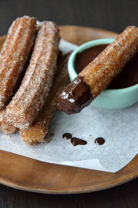 Homemade Churros with Chocolate Sauce Chocolate Sauce Recipes, Homemade Churros, Think Food, Low Carb Paleo, Chocolate Sauce, Yummy Sweets, Eat Dessert, Sweets Desserts, Decadent Desserts