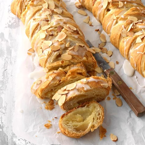 Delicious Almond Braids Make Ahead Easter Brunch Recipes, Almond Braid, Bear Claw Recipe, Coffee Cake Bread, Almond Paste Recipes, Pastry Rolls, Easter Brunch Recipes, Almond Pastry, Processor Recipes