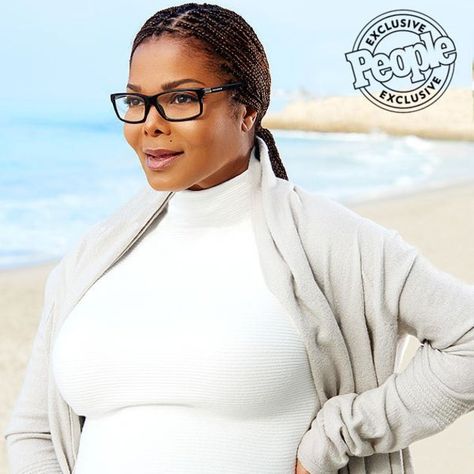 Janet Jackson Reveals Her Pregnancy Bump In This Exclusive Pic from essence.com Janet Jackson Pregnant, Janet Jackson Baby, Jo Jackson, Baby Bump Pictures, Bump Pictures, Pregnancy Bump, Baby Bump Photos, Kristin Davis, Baby News