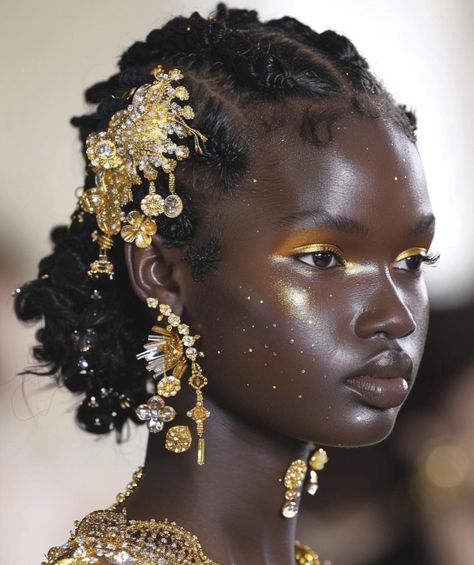 Gold Jewelry Dark Skin, Gold On Dark Skin, Celestial Hairstyles, Black Ethereal Aesthetic, Gold Makeup Looks Black Women, Ethereal Beauty Aesthetic, Ethereal Black Women, The Great Aesthetic, Ethereal Aesthetic Fashion