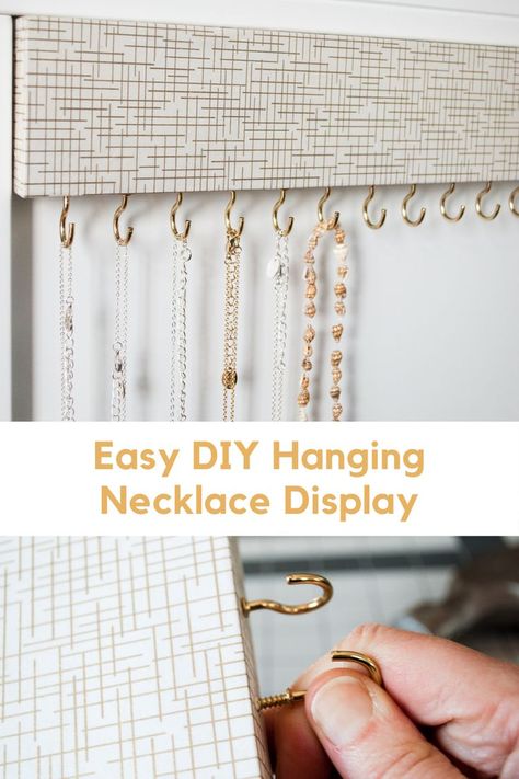 Untangling Necklaces, Diy Jewelry Holder Wall, Organize Necklaces, Necklace Organizer Diy, Diy Jewelry Hanger, Diy Necklace Holder, Diy Jewelry Organizer, Jewelry Holder Wall, Wood Cup