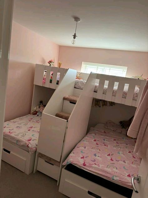 Sleeping three children in one room? 😴 😍  #triplebunk #Funkybunkbeds #storage #largefamilies #threechildren #kidsbeds #bedroomsharing Three Beds In One Room Kids, Three Bed In One Room, Triple Bunk, Large Family, Three Kids, Boy's Room, Bunk Beds, Sleep, Kids Room