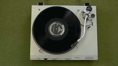 vinyl Record Gif, Spinning Gif, Wave Gif, Music Hacks, Favorite Albums, Top Albums, Sound Wave, Music Sound, Amazing Songs