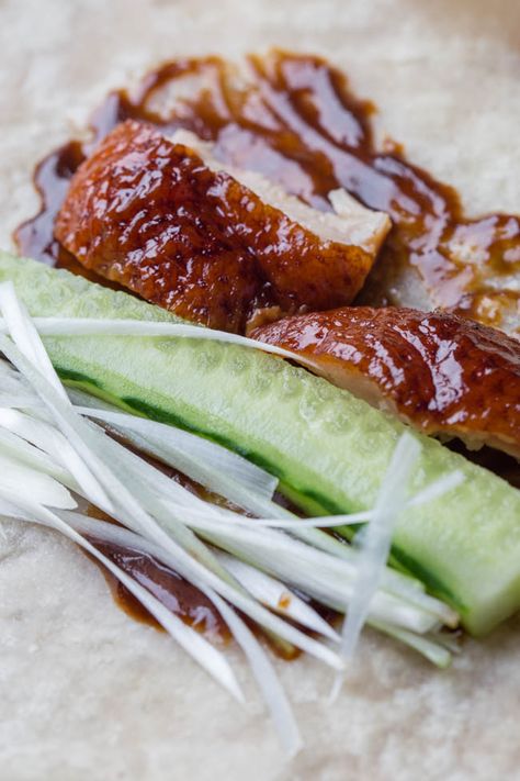 Peaking Duck, Peking Duck Wraps, Peking Duck Sauce, Peking Duck Breast Recipe, Peking Duck Photography, Chinese Peking Duck, Crispy Duck Recipes, Peking Duck Pancakes, Peking Duck Recipe