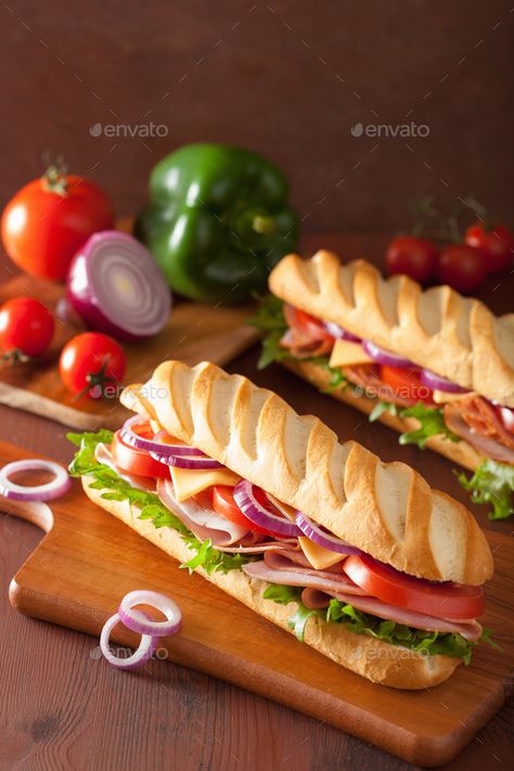 long baguette sandwich with ham cheese tomato lettuce by duskbabe. long baguette sandwich with ham cheese tomato lettuce #AD #sandwich, #ham, #long, #baguette Big Sandwich, Club Sandwich Recipes, Baguette Sandwich, Cold Sandwiches, Sub Sandwiches, Bread Snacks, Healthy Homemade Recipes, Chapati, Ham And Cheese