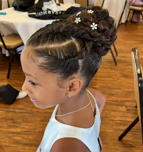 Black Girls Hairstyles Flower Girl, Black Flower Girl Hairstyles Braids, Flower Girl Hairstyles Toddler Updo, Wedding Junior Bridesmaid Hair, Little Toddler Girl Hairstyles African Americans, Wedding Hairstyles For Little Kids, Flowergirl Hairstyle For Toddler, Curly Flower Girl Hairstyles, Hair Styles For Birthday Girl