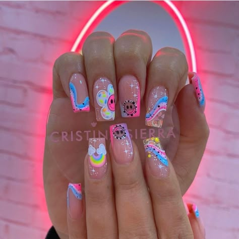 Disney Inspired Nails, Nails Art Designs, Summer Gel Nails, Retro Nails, Manicure Gel, Pretty Nail Art Designs, Crazy Nails, Blue Nail, Flower Nail