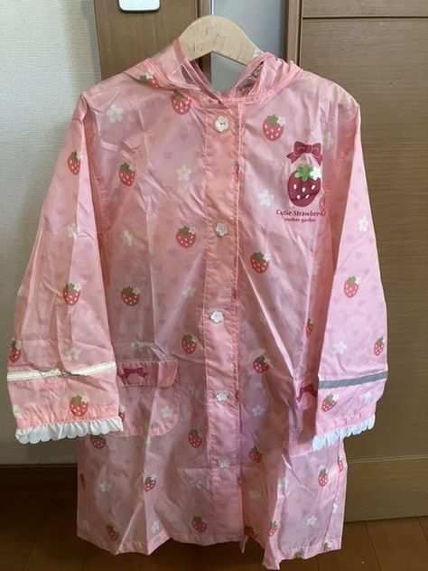 Kawaii Raincoat, Strawberry Raincoat, Mother Garden Strawberry, Garden Strawberry, Mother Garden, Hat Aesthetic, Cool Coats, Gardening Outfit