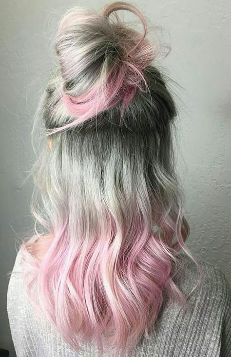 Silver and pink top knot Pink And Grey Hair, Pink Ombre Hair, Cotton Candy Hair, Dip Dye Hair, Candy Hair, Hair Guide, Pastel Hair, Rainbow Hair, Grunge Hair