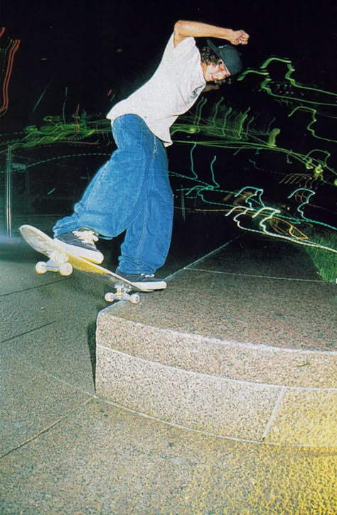 mid 90s Skate Photography, Streets Of Seoul, Skateboard Photos, Skate Vibes, Shaka Wear, Skate Aesthetic, Skateboard Aesthetic, Skate Photos, Skateboard Photography