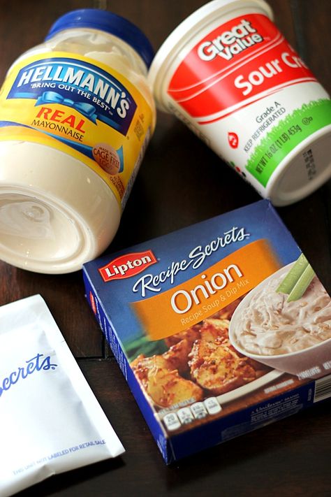 Onion Dip Mix Recipe, Lipton Onion Soup Dip, Lipton Onion Dip, Football Snack Food, French Onion Dip Mix, Hot Onion Dip, Onion Dip Mix, Party Dips Easy, French Onion Dip Recipe