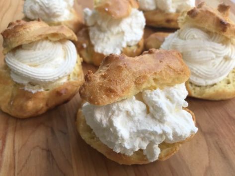 State Fair Cream Puffs, Cream Puff Flavors, Cream Puffs Recipe Easy, Cream Puff Filling, Wisconsin State Fair, Fair Foods, State Fair Food, Fairy Food, Cream Puff Recipe