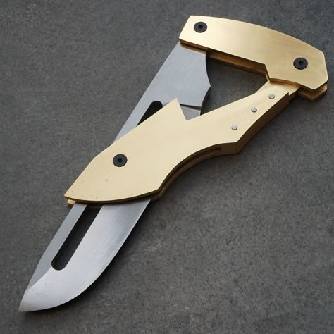 Handmade weird folding knife from W1-7 high carbon steel and brass handle. Push Dagger, Mechanical Engineering Design, Knife Patterns, Butterfly Knife, Fillet Knife, Cute Coffee Mugs, Brass Handle, Knife Design, Cool Knives