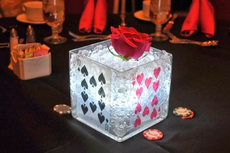 Casino Themed Centerpieces, Vegas Theme Party, Casino Birthday, Las Vegas Party, Vegas Night, Vegas Theme, Casino Party Decorations, Casino Decorations, Poker Party