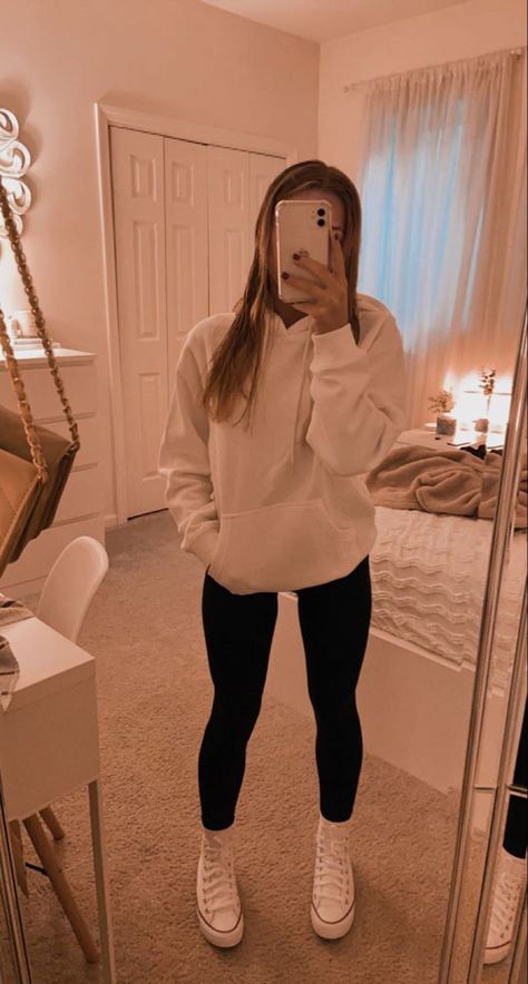 Sock Over Leggings Outfit, White Girl Aesthetic Outfits Basic, Hoodies Outfit Girl, Outfit Inspo Black Leggings, Outfit With White Hoodie, High School Outfit Girl, White Platform Converse Outfit Leggings, How To Style Black Leggings For School, Off White Hoodie Outfit