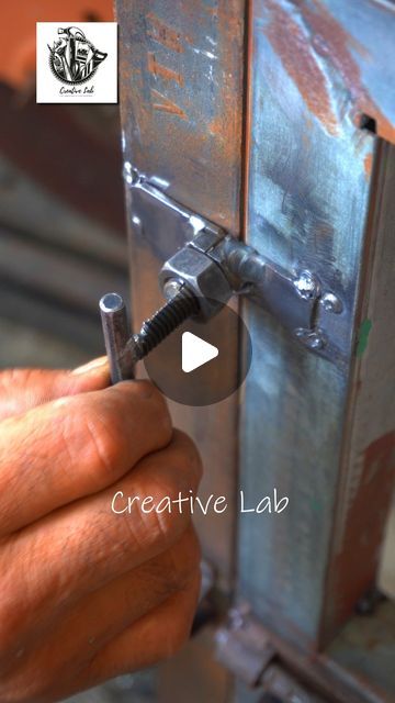 Steel Art Ideas, Diy Steel Projects, Cool Welding Projects Ideas, Diy Door Latch Ideas, Metal Welding Projects, Welding Projects To Sell, Welding Projects Ideas, Homemade Tools Metals, Weld Idea