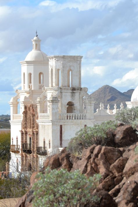 Mission San Xavier Del Bac, San Xavier Del Bac Mission, San Xavier Mission Arizona, Phoenix Architecture, Homeless Shelter Design, Spanish Colonial Architecture, Tuscany House, Union Pacific Train, Arizona Aesthetic