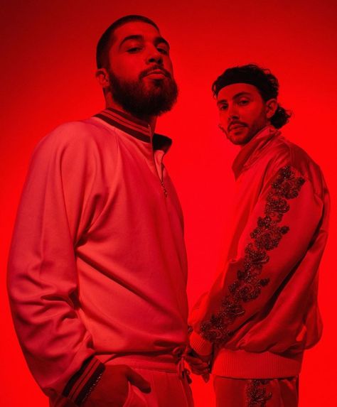 Majid Jordan, Duo Band, Band Photoshoot, Nyc Photoshoot, Grad Photography, Dj Photos, Studio Portrait Photography, Studio Poses, Photoshoot Studio