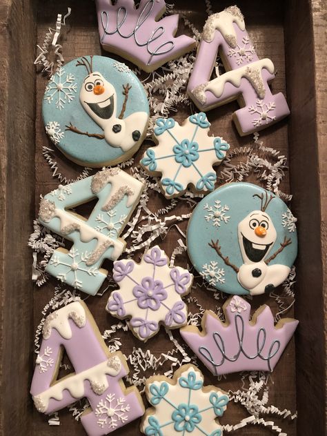 Frozen 2 Cookies Decorated, Frozen Birthday Party Cupcakes, Frozen Birthday Party 4 Year, Disney Frozen Cookies, Frozen Cookies Birthday, Frozen Birthday Party Cookies, Frozen Birthday Party 4, 4th Birthday Cookies Girl, Four-ozen Birthday Party