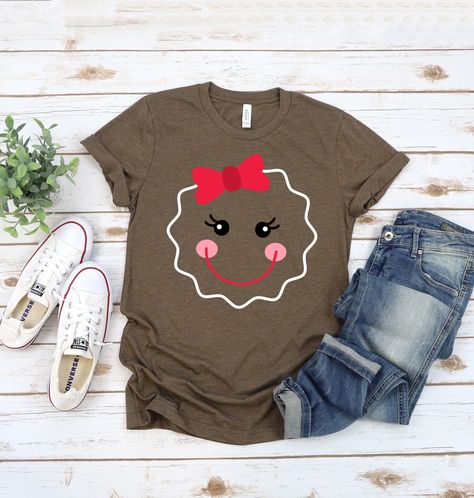 Women's Gingerbread Face Shirt, Gingerbread T-shirt, Cute Gingerbread Shirt Ladies Christmas Shirts, Christmas Shirts Vinyl, Diy Christmas Shirts, Gingerbread Shirt, Gingerbread Diy, Christmas Tee Shirts, Christmas Shirts For Kids, Christmas Vinyl, Christmas Party Shirts