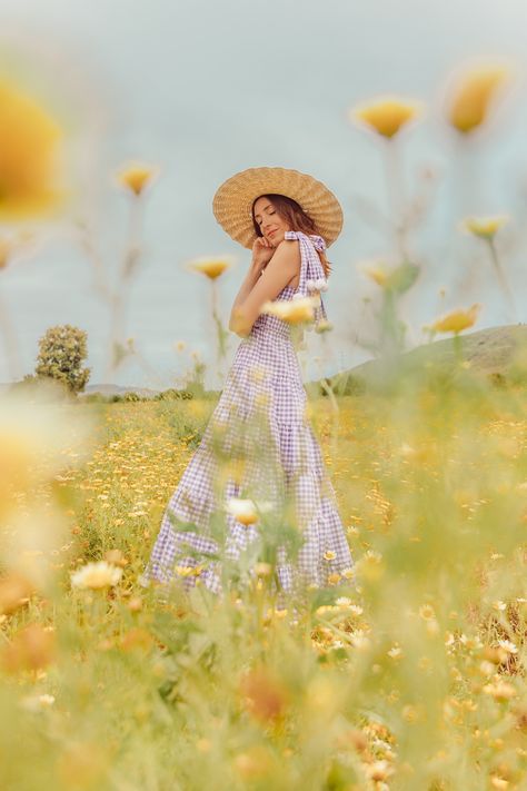 Cottagecore Photoshoot, Flower Field Photoshoot, Whimsical Photoshoot, Yellow Aesthetics, Orange Photo, Wildflower Photo, Field Photoshoot, Spring Portraits, Yellow Fields