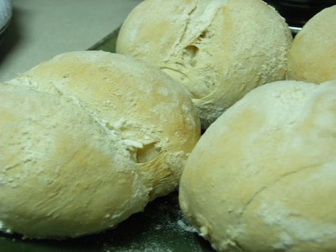 Pistolettes Recipe, Eggless Bread, Dairy Free Eggs, Elegant Desserts, Cajun Recipes, Bread Recipes Homemade, Bread Rolls, Rolls Recipe, Sandwich Recipes