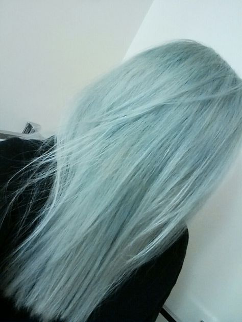 Light Blue Hair Aesthetic, Light Turquoise Hair, Mint Hair Aesthetic, Aqua Hair Color, Blue Haircolor Aesthetic, Pale Blue Hair Aesthetic, Aqua Hair, Mint Hair, Hair Tint