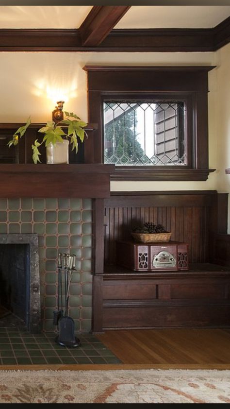 Arts And Crafts Fireplace, Craftsman Fireplace, Craftsman Home Interiors, Craftsman Interior, Farmhouse Fireplace, Corner Fireplace, Craftsman Bungalows, Craftsmen Homes, Home Fireplace