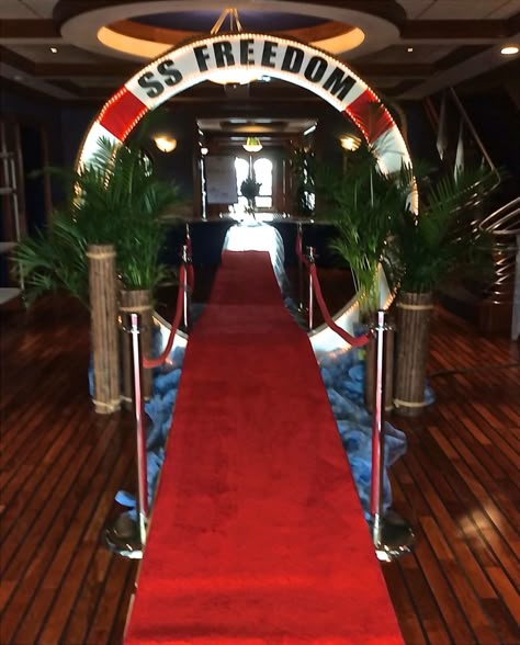 Entrance walk thur for themed nautical events, red carpet layout for formal events and great for a picture moment Yacht Club Themed Party, Yacht Themed Party, Titanic Prom Theme, Cruise Ship Prom Theme, Cruise Party Decorations, Yacht Rock Party Ideas, Cruise Ship Party Theme, Cruise Ship Decoration Ideas, Cruise Party Ideas