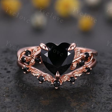 8 mm Heart Shape Black Onyx Ring,Vintage Twig Vine Leaf Ring,Antique Black Onyx Bridal Promise Ring Set Nature Inspired 14K Rose Gold band,Customized,Gift For Her,Christmas Ring gift,wedding gift Material:925 Sterling Silver,Black/Rose/White/Yellow Gold Plated             Solid gold (10k 14k 18k black gold, rose gold,yellow gold,white gold,Platinum available) Main stone:8mm heart cut natural black onyx stone Stones: Natural round cut Black spinel stone Band width:approx 1.5 Setting:prongs  set Matching band: Stone:with Natural round cut Black spinel stone Band width:approx 1.3 Setting:prongs set Our Service: All sizes available,please feel free to contact me if you need another ring sizes. Craft Period:Because all of rings are handmade to orders,it takes about 13-15 business days to make ( Rose Gold Black Ring, Onyx Promise Ring, Wedding Ring Gothic, Black And Pink Wedding Rings, Black Diamond Engagement Ring Gold, Goth Wedding Ring Set, Halloween Wedding Rings, Black Engagement Rings, Engagement Ring Victorian