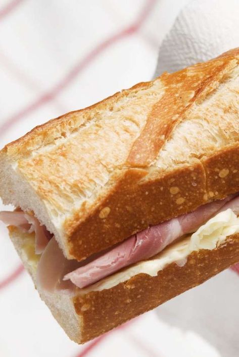 French sandwiches are a thing of glory. Here are 8 classic combinations with baguettes, butter and more to eat the next time you're in France. French Croissant Sandwiches, French Loaf Sandwich Ideas, Baguette Sandwiches Ideas, Recipes Using French Baguette, Toasted Baguette Sandwich, Uses For Baguette, Sourdough Baguette Sandwich, French Baguette Breakfast Ideas, Baguette Sandwich Aesthetic