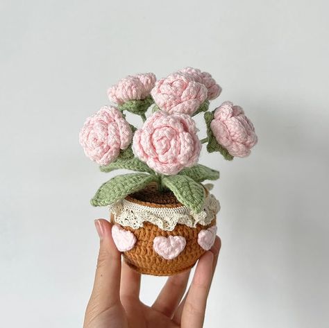 Handmade Crochet Rose Bouquet Potted Plants, Knitted Artificial Forever Flowers with Exquisite Pot,Gift to Friends Women Kids,Perfect for Home Decorations, Office Desk(Pink) Crochet Potted Flowers, Crochet Flowers Aesthetic, Desk Crochet Ideas, Room Crochet Decor, Crochet Desk Decor, Crochet Office Decor, Birthday Crochet Gift Ideas, Crochet Gift Ideas For Friends, Mini Crochet Ideas