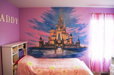 Disneyland castle mural for your room ! Disney Decorations, Castle Mural, Disney Mural, Disney Themed Rooms, Childrens Bedrooms Design, Deco Disney, Disney Room Decor, Disney Bedrooms, Contemporary Bedroom Furniture