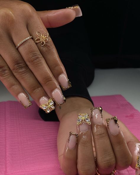 these deserved another post 🥹🧍🏽‍♀️!! french combo using “everyday nude” are you located in Woodbridge ,VA and are looking for a nail tech who offers a variety of intricacy, 3-8 week retention, reliability, proper disinfection, and professionalism guaranteed by 100+ clients in the area? Want your claws laid and tamed ? Book with me or press the “book” or “contact” box in my bio if you’re interested in booking and would like to know prices #acrylicnails #nails #nailsofinstagram #nailsofthed... Braider Nails, Gold Acrylic Nails, Short French, Cute Short Nails, Hard Nails, Nude Nail Designs, White Acrylic Nails, Colored Acrylic Nails, Short Square Acrylic Nails