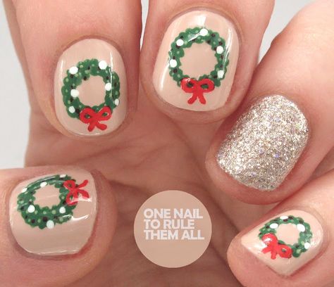 One Nail To Rule Them All, Christmas Nails Wreath, Christmas Wreath Nail Art, Christmas Wreath Nails, Wreath Nail Art, Wreath Nails, Nailart Christmas, Festive Nails, Witch Nails