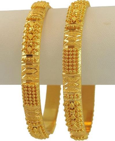 Gold-bangles-designs-with-price-2 22k Gold Bangles, Ladies Bangles, Gold Jewels Design, Gold Bangles For Women, Gold Bangle Set, Bangles Gold, Gold Mangalsutra Designs, Gold Bridal Jewellery Sets, The Bangles